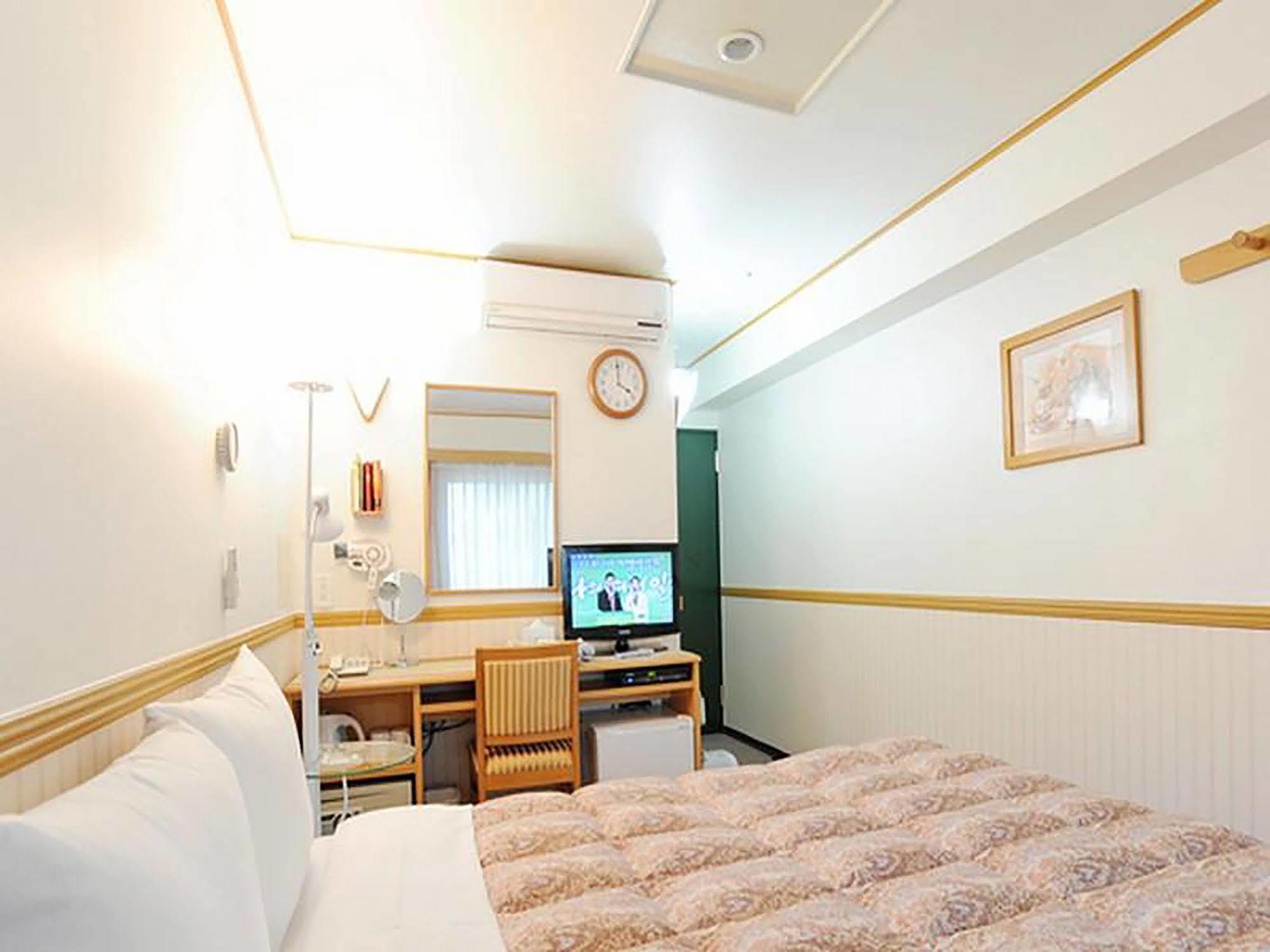 Toyoko Inn Busan Jungang Station Exterior photo